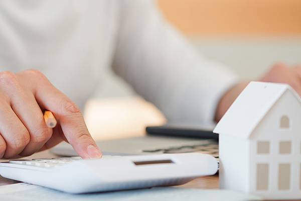 Should You Spend the Full Mortgage Amount You're Approved For?